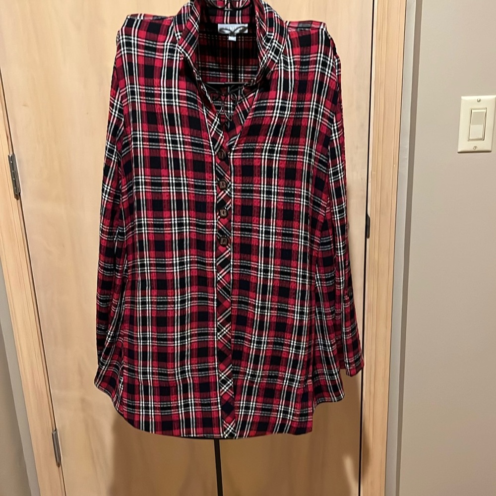 Red plaid long shirt